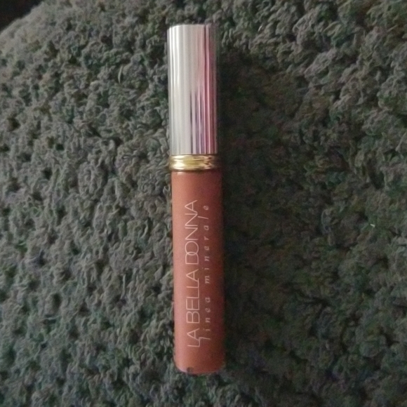 La Bella Donna Brand New Mineral Lip Sheer in Mandarino